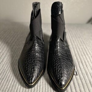 Valentina Black Leather Croc Boots Size 6/36
